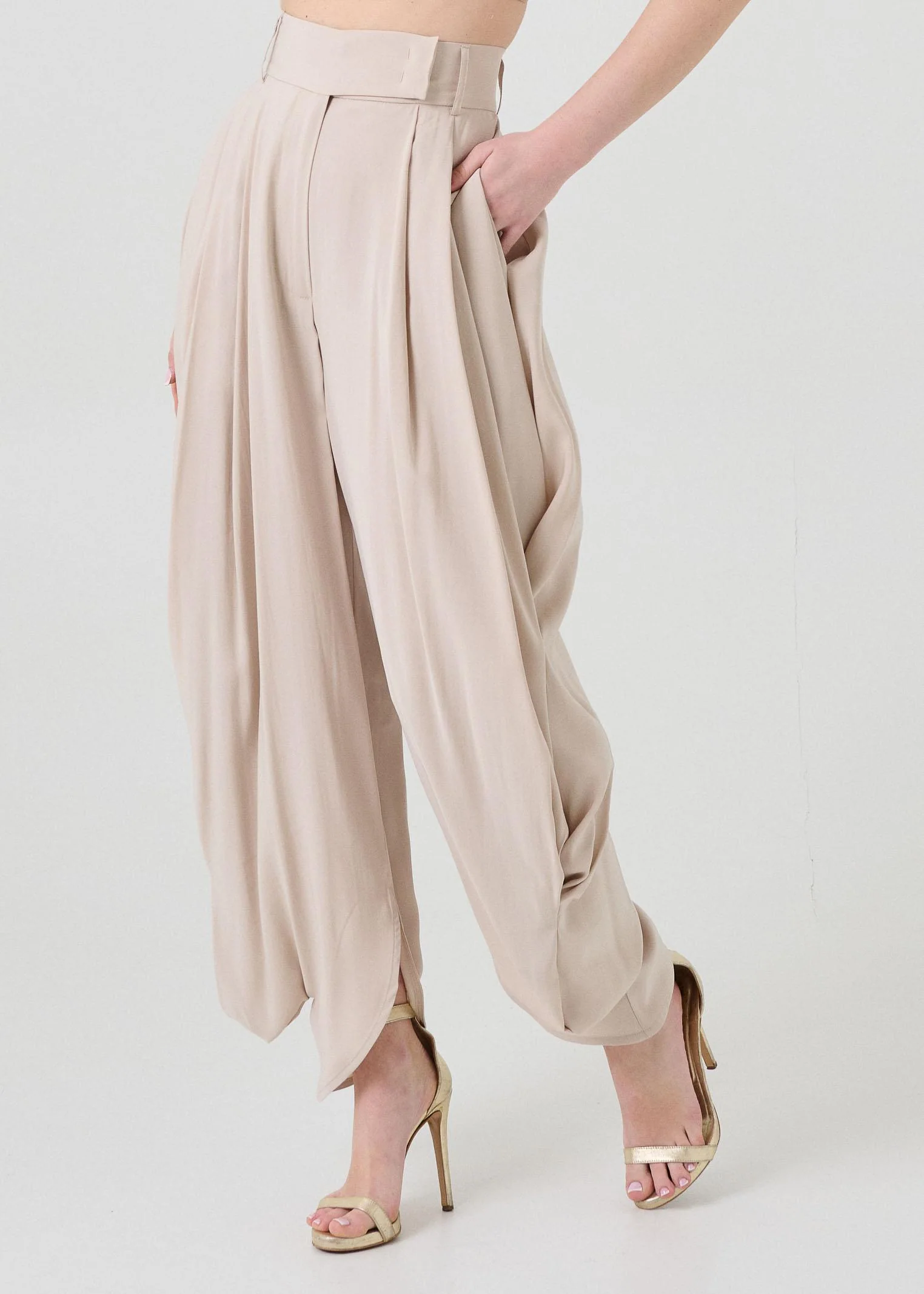 Pantalone "Flowy" Boheamin Vì taupe con pinces - Image 2