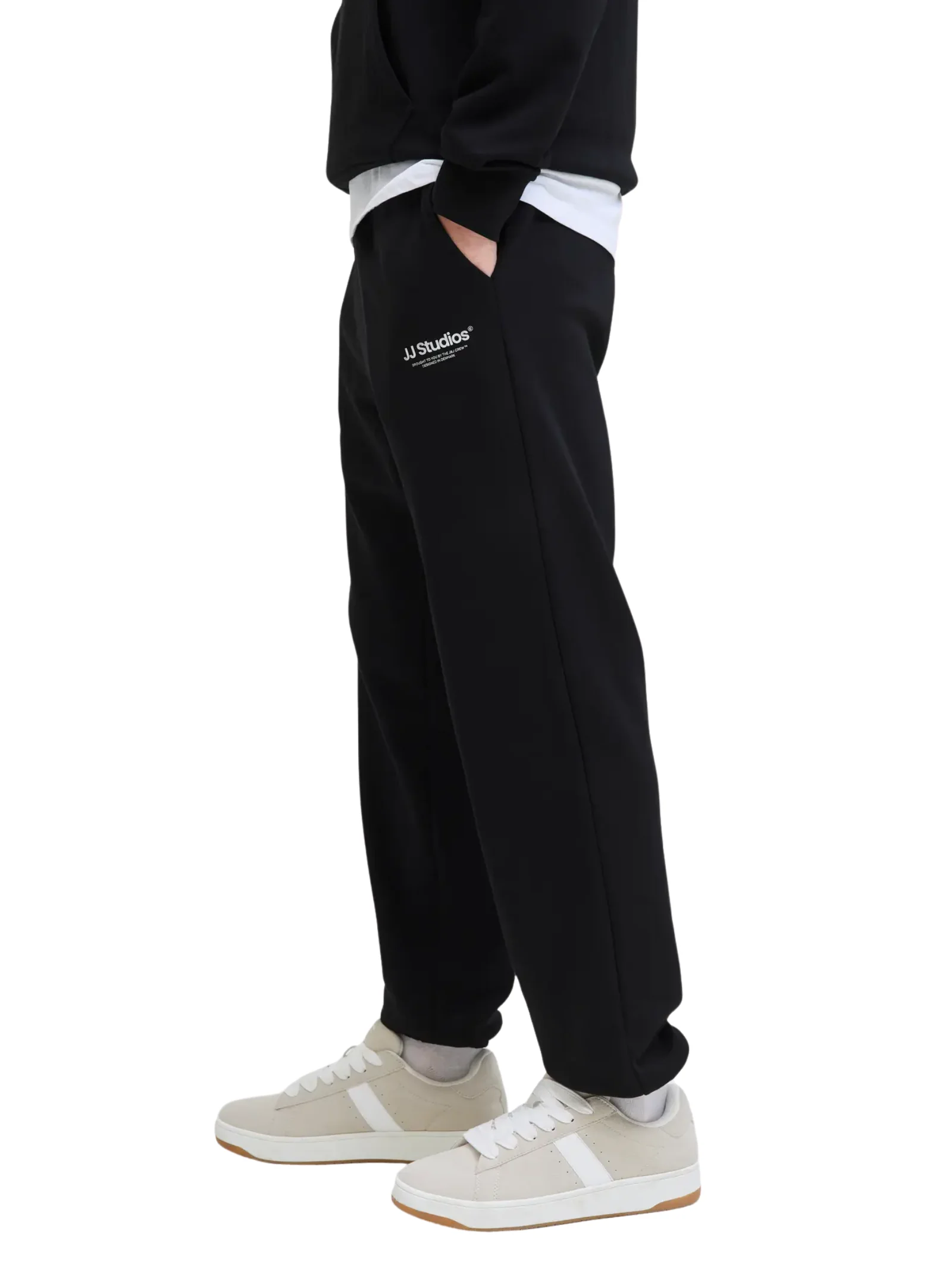 Pantalone in tuta Jack & Jones nero con stampa a contrasto - Image 4