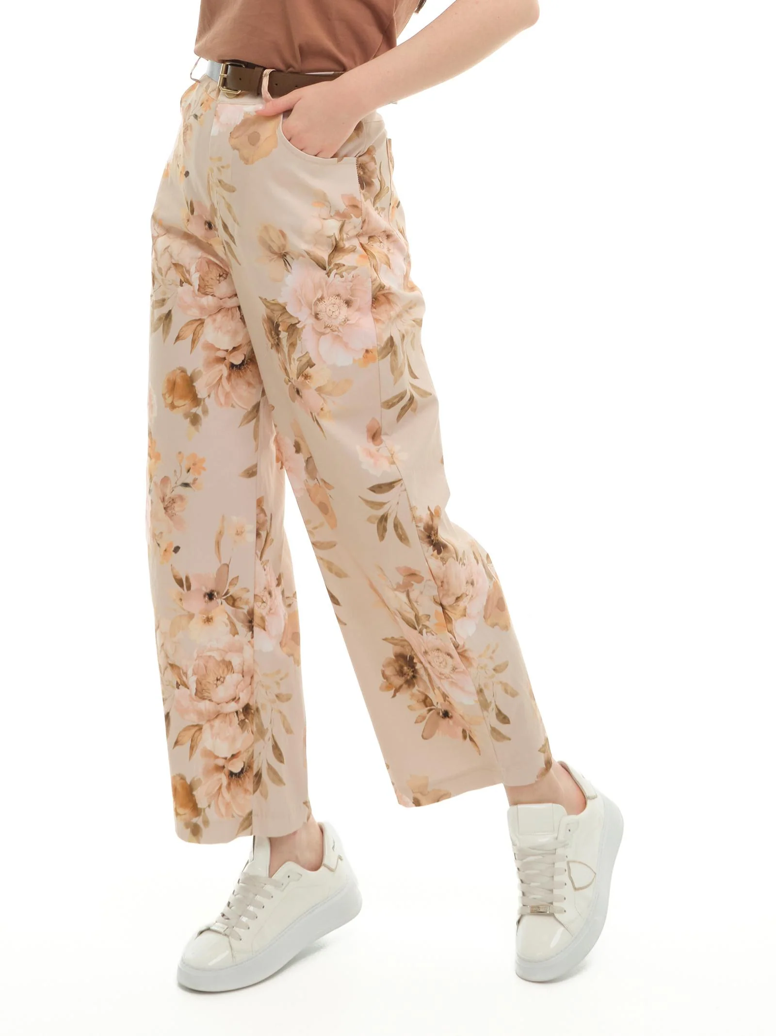 Pantaloni Vicolo rosa cipria a fantasia floreale - Image 2