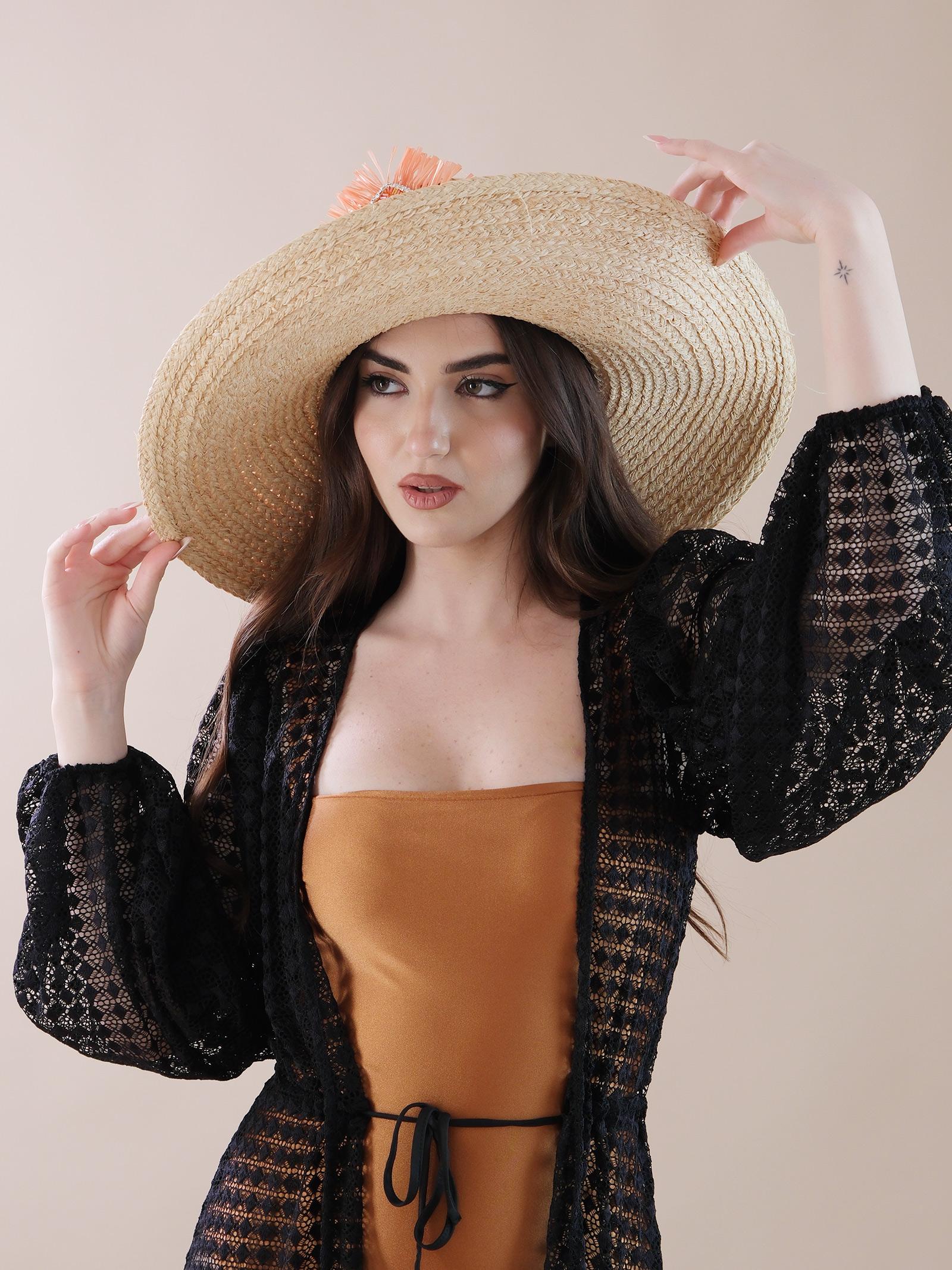 Cappello in paglia con fascia e applicazione arancioni
