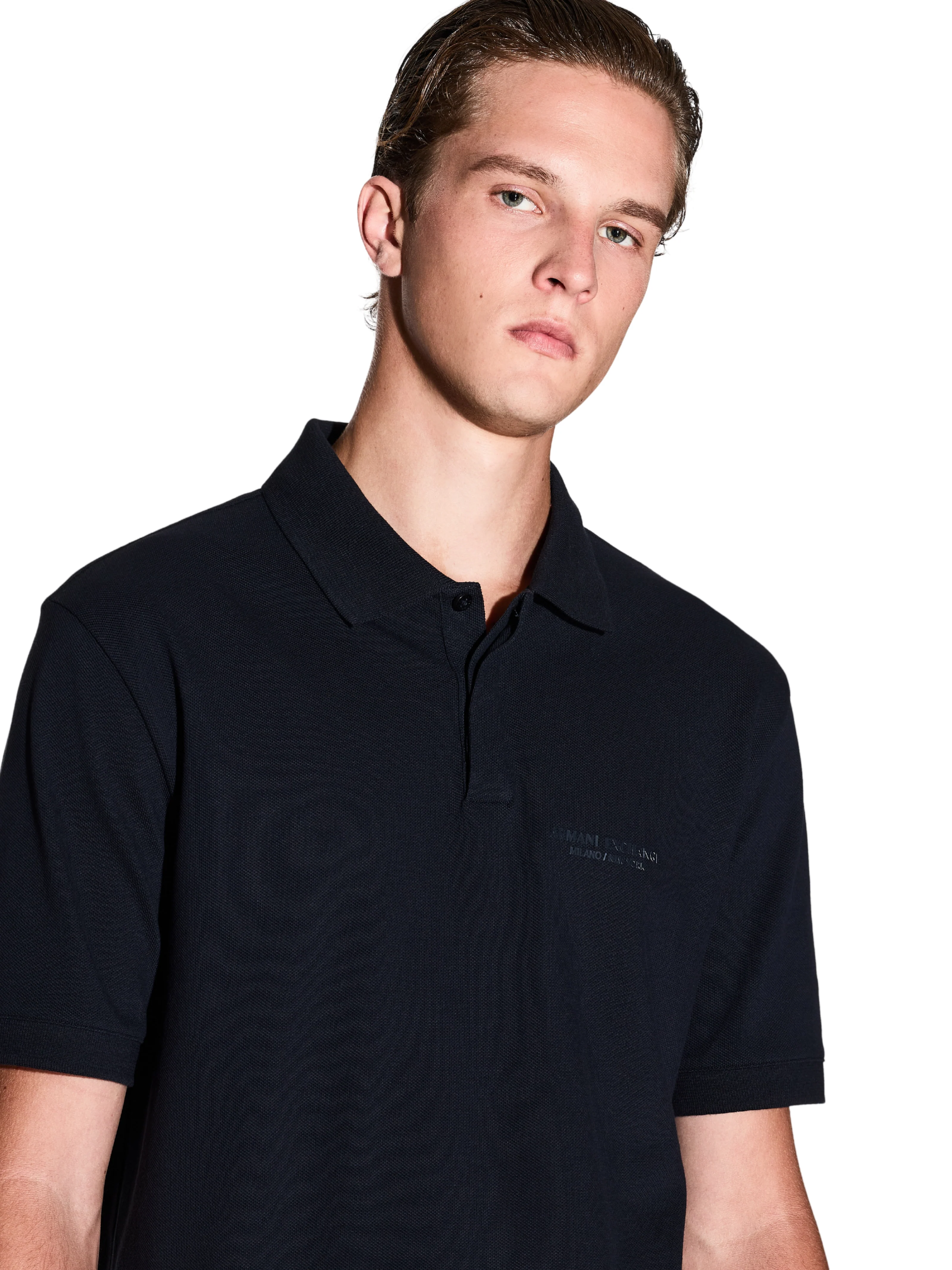 Polo Armani Exchange blu con logo tono su tono - Image 3