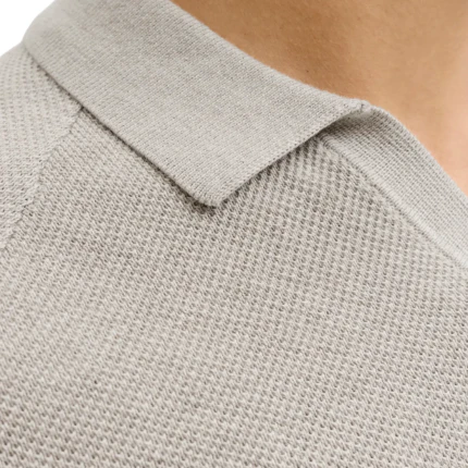 Polo Jack & Jones beige con scollo a V - Image 3