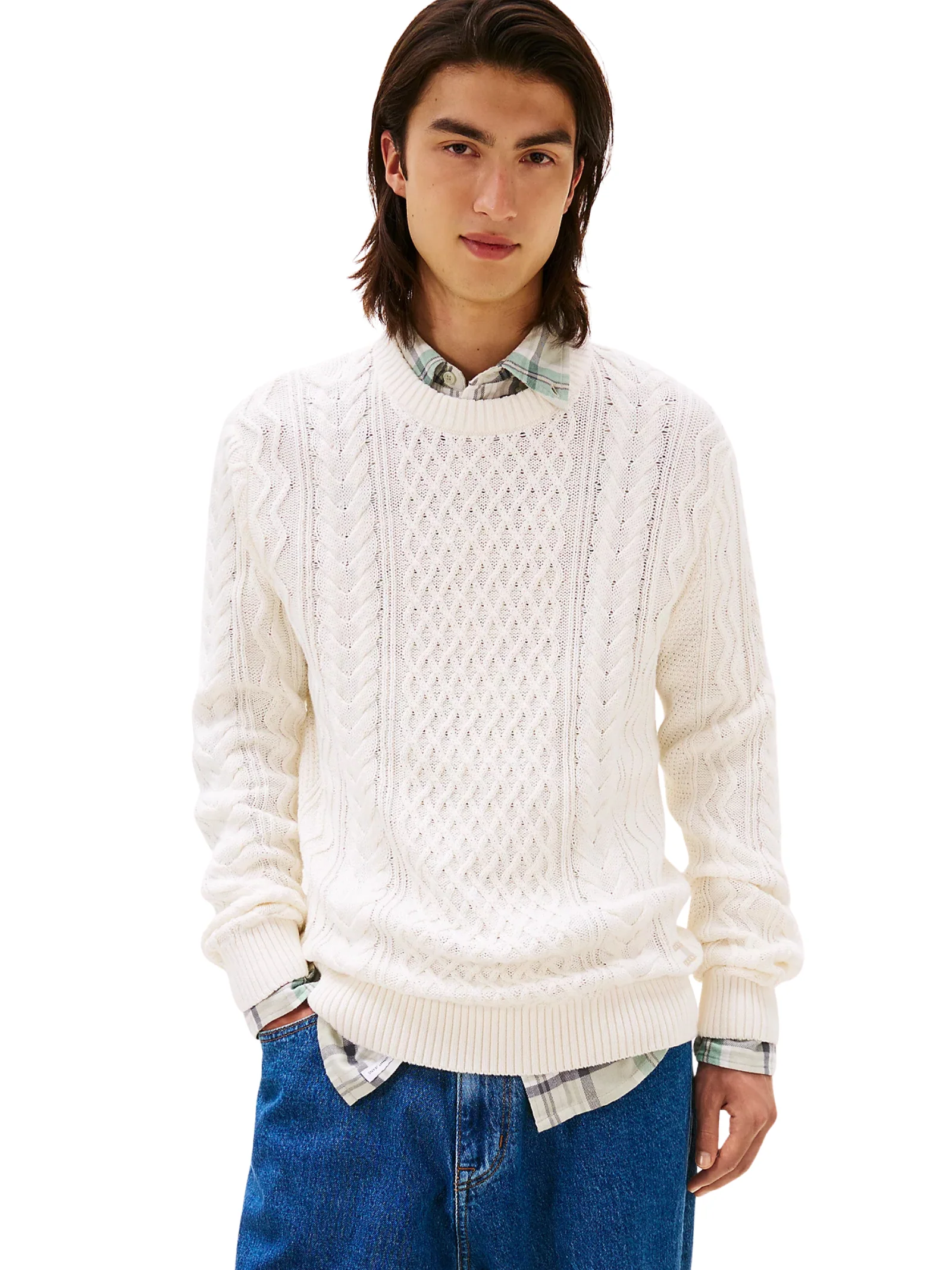 Pullover slim fit Tommy Hilfiger bianco con distintivo - Image 2