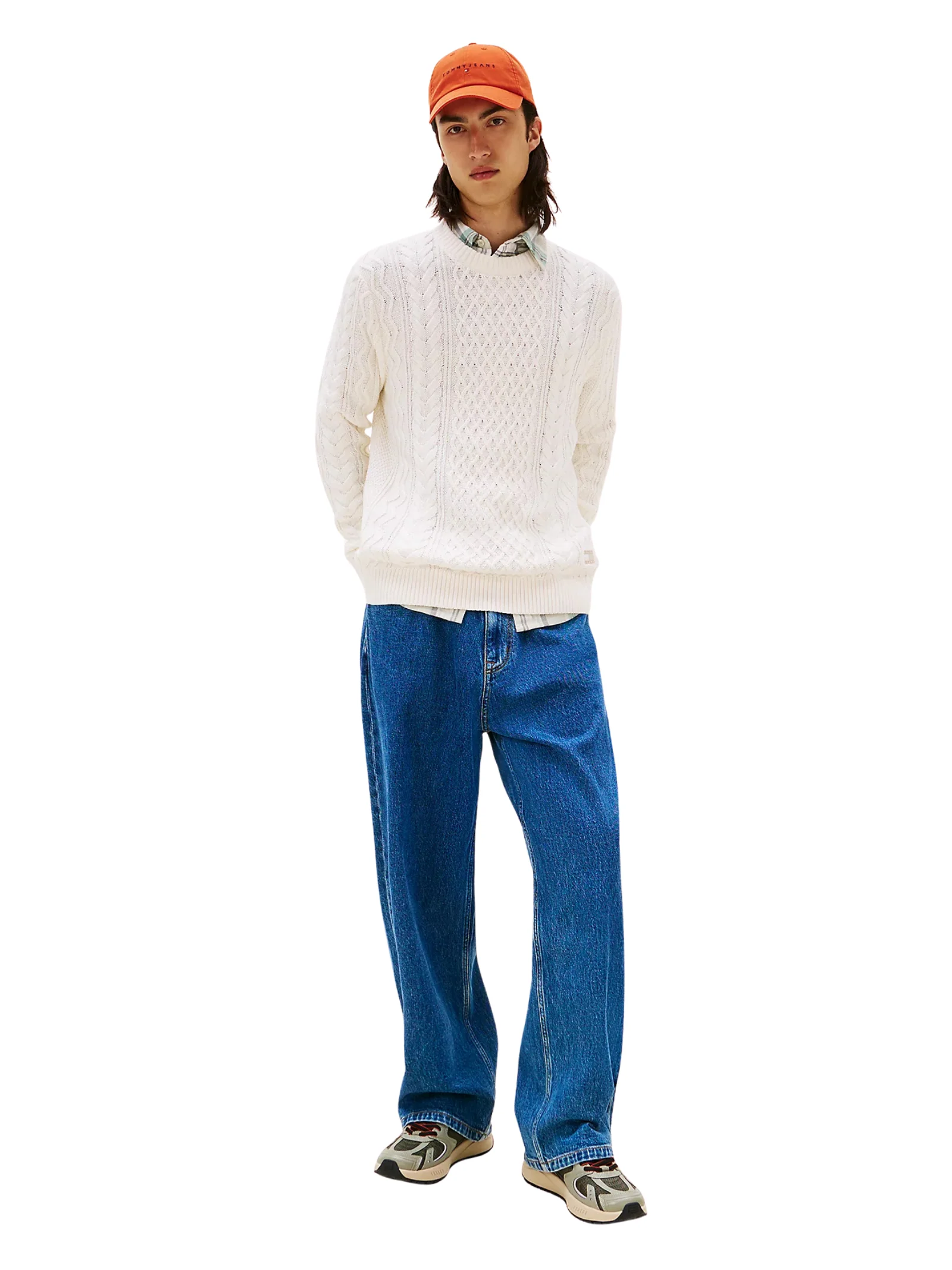 Pullover slim fit Tommy Hilfiger bianco con distintivo - Image 4