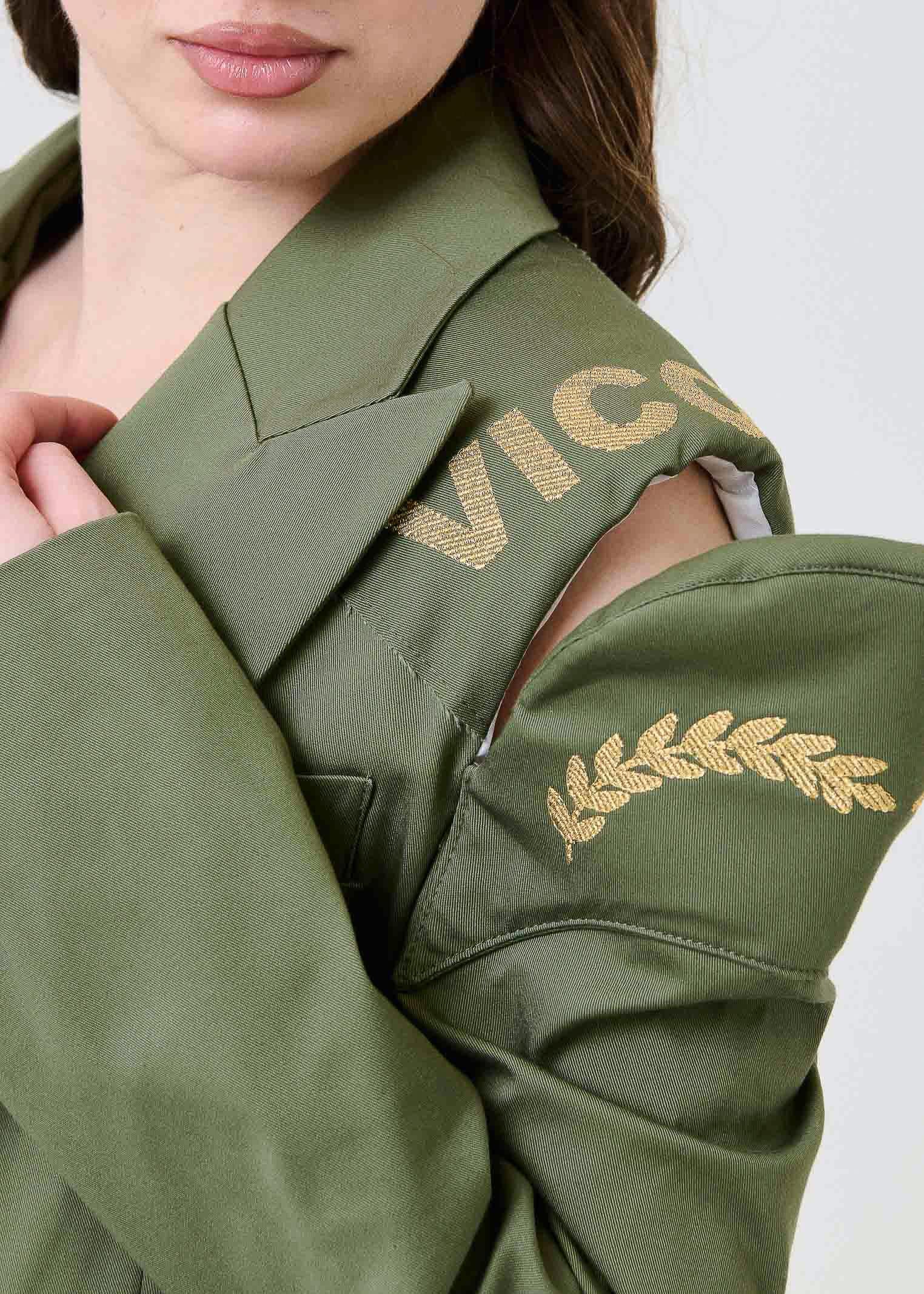 Blazer doppiopetto Vicolo verde militare con dettaglio cut out - Image 3