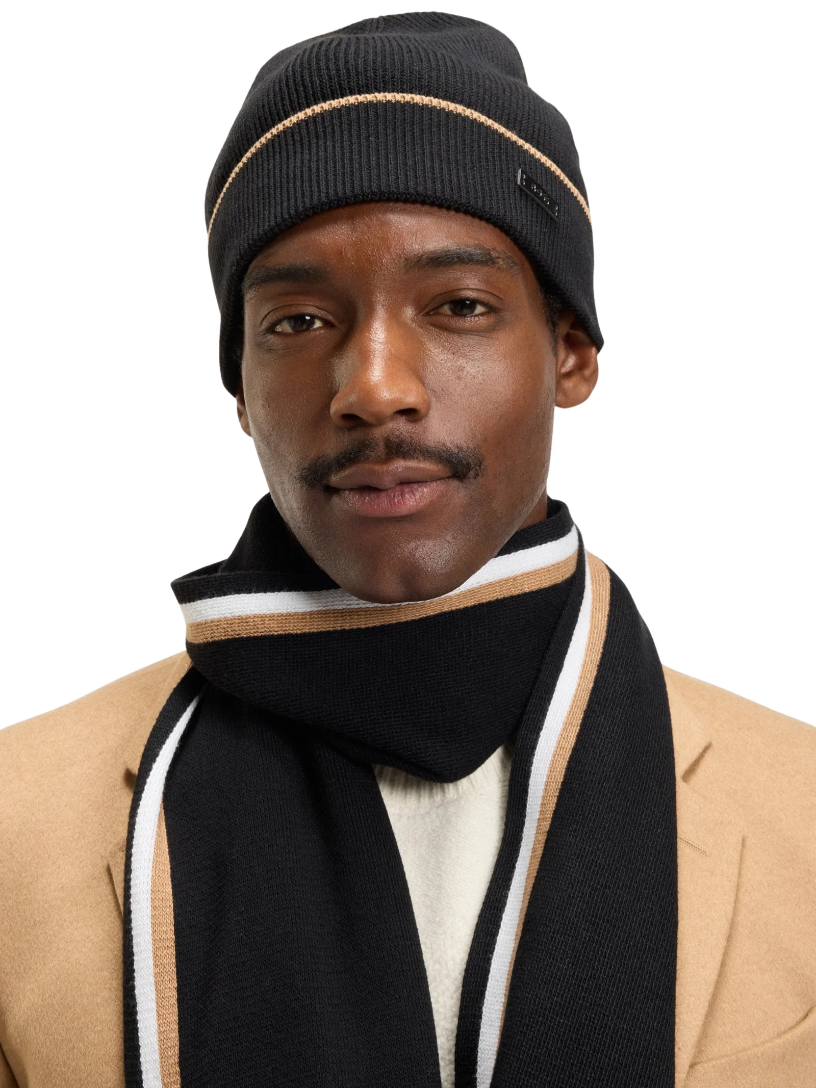 Set Cappello e Sciarpa Boss nero con inserti beige e bianchi - Image 3
