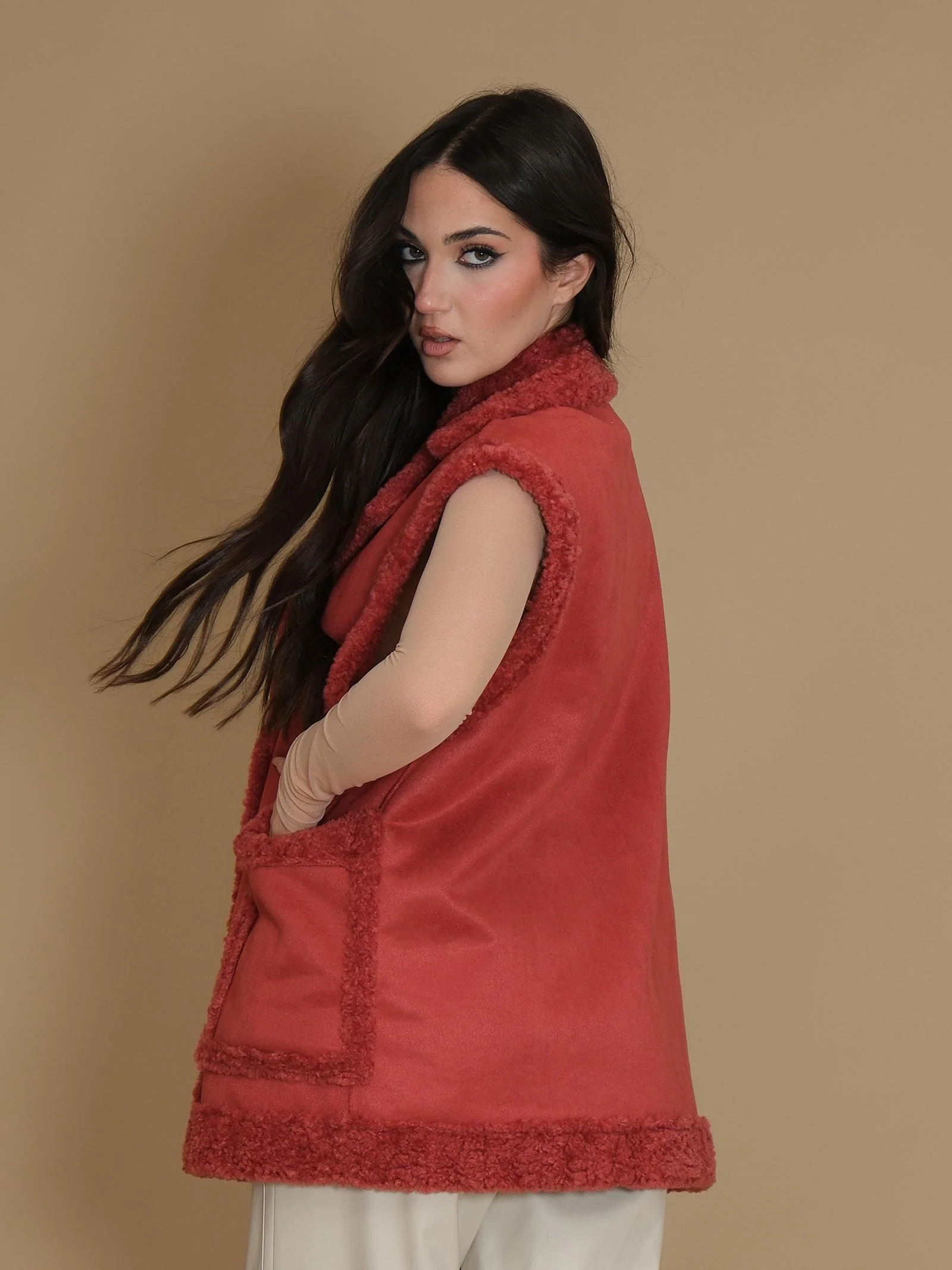Cappotto montone smanicato Silence Limited Alaska bordeaux - Image 3