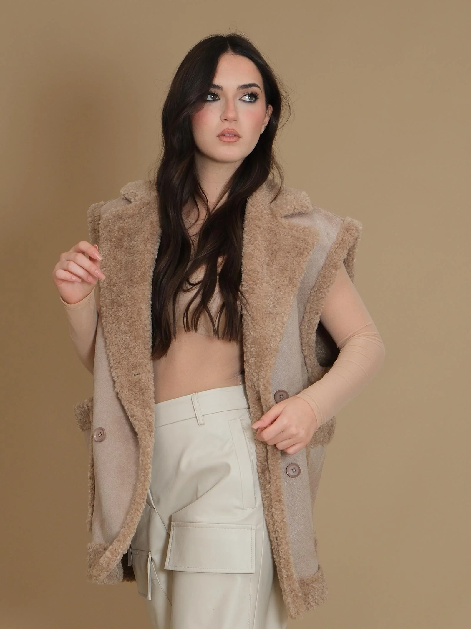 Cappotto montone smanicato Silence Limited Alaska cammello - Image 2