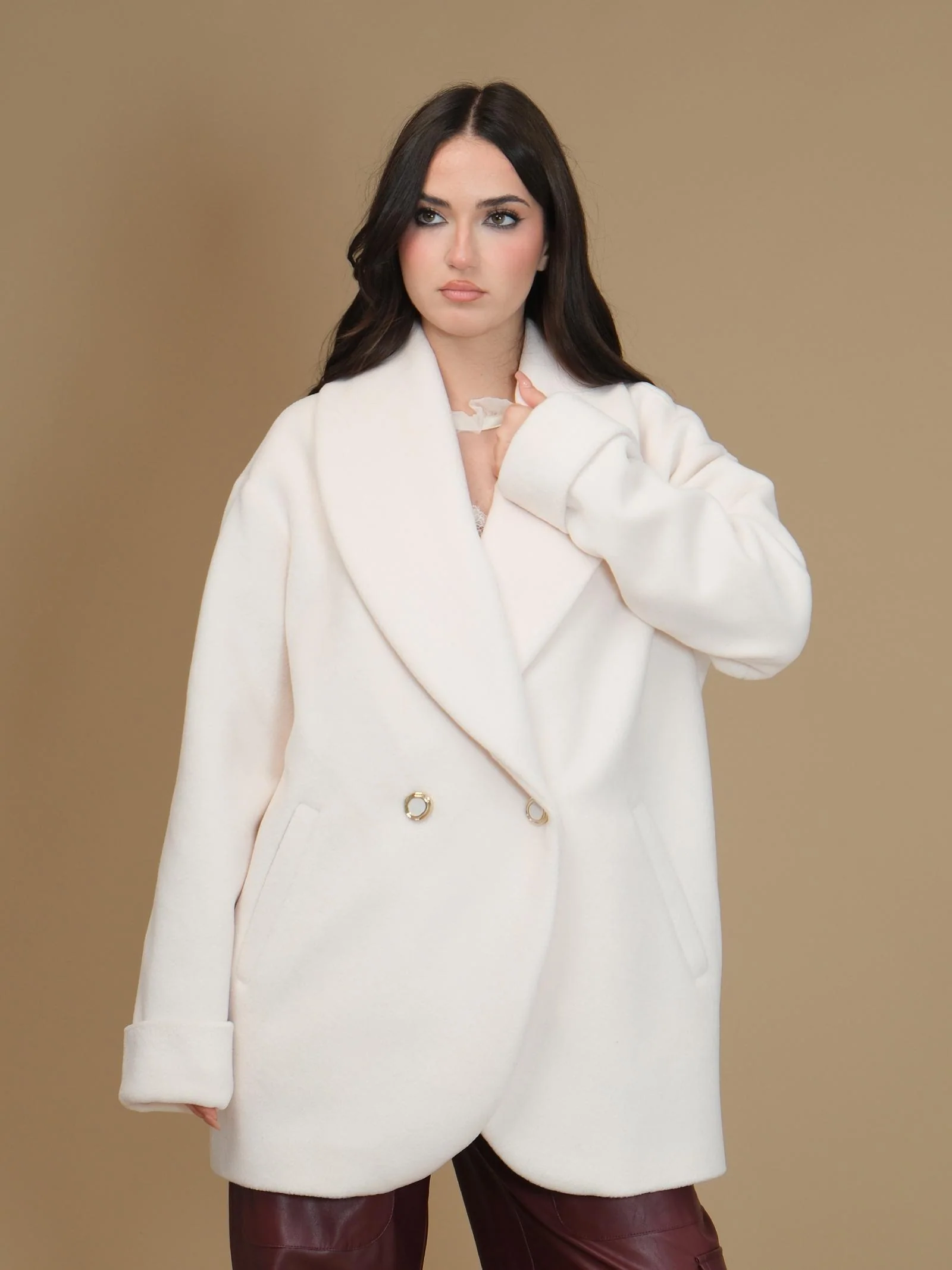 Cappotto over doppiopetto Silence Limited latte - Image 2
