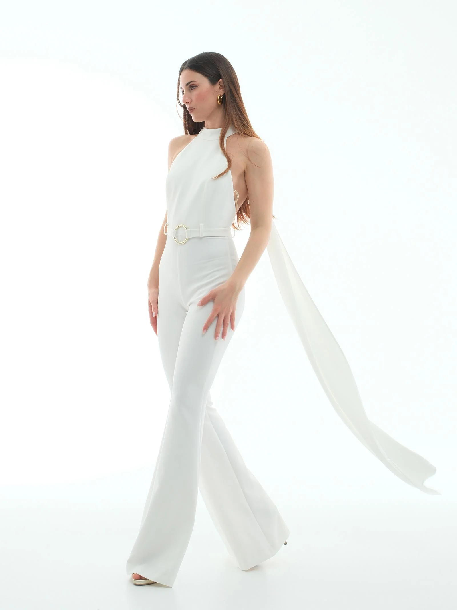 Jumpsuit Silence Limited bianca con cintura oro ad anello - Image 3