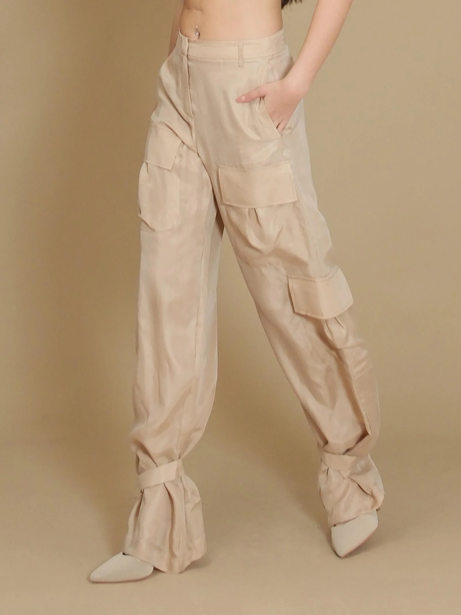 Pantalone afrodite Silence Limited cargo sabbia - Image 2