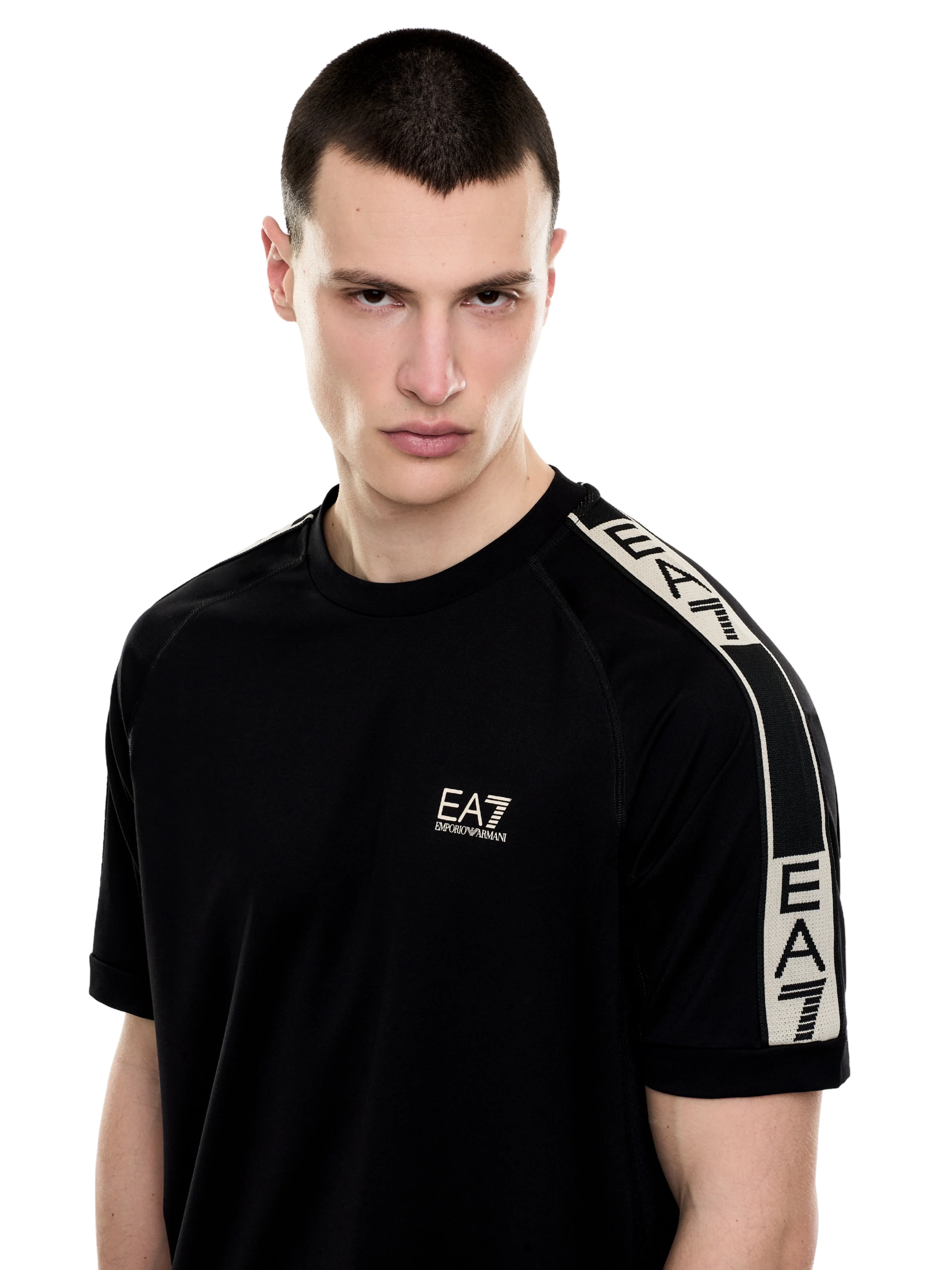 T-Shirt Armani EA7 nera con bande laterali - Image 3