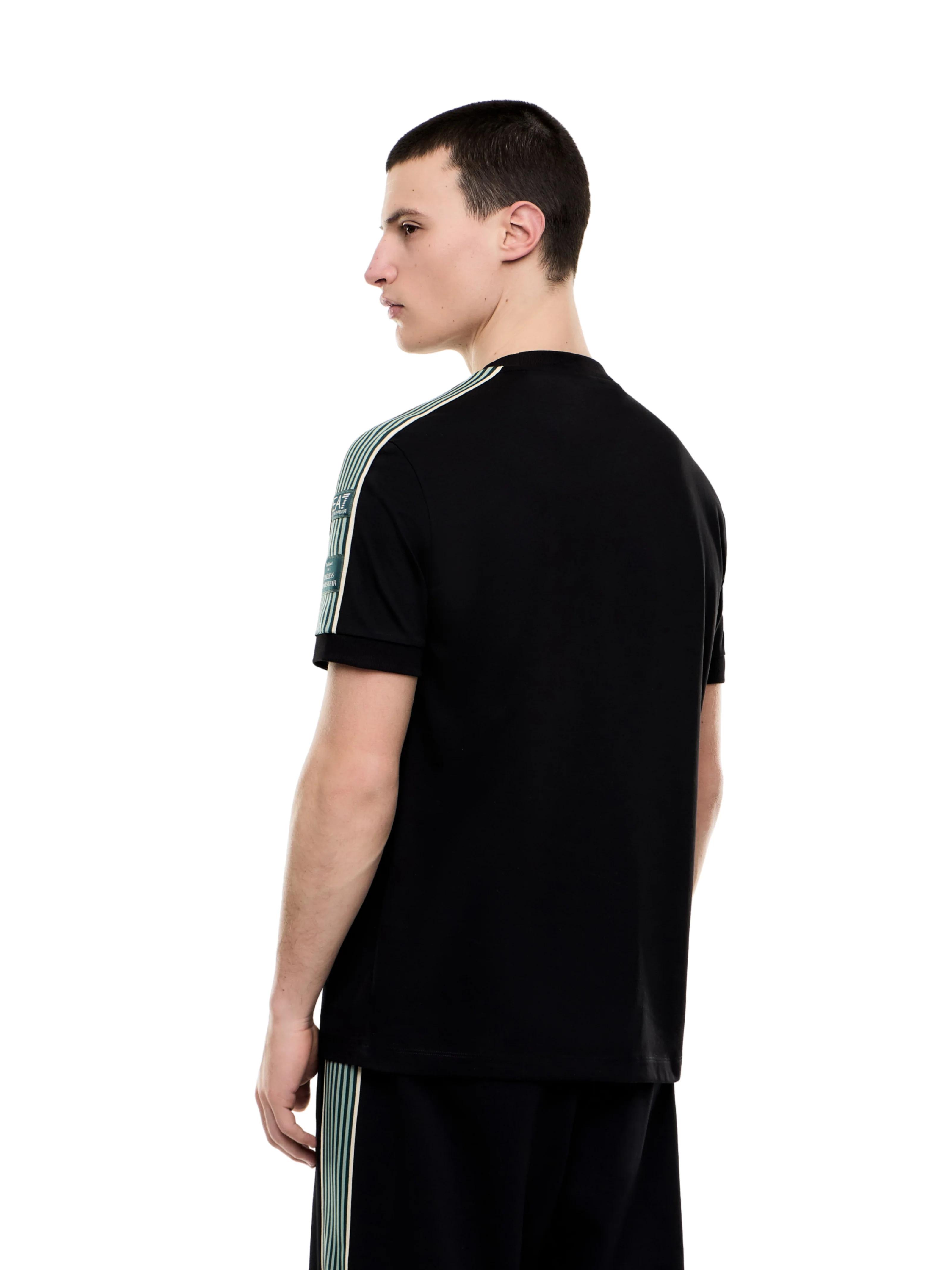 T-Shirt Armani EA7 nera righe a contrasto su spalle - Image 4