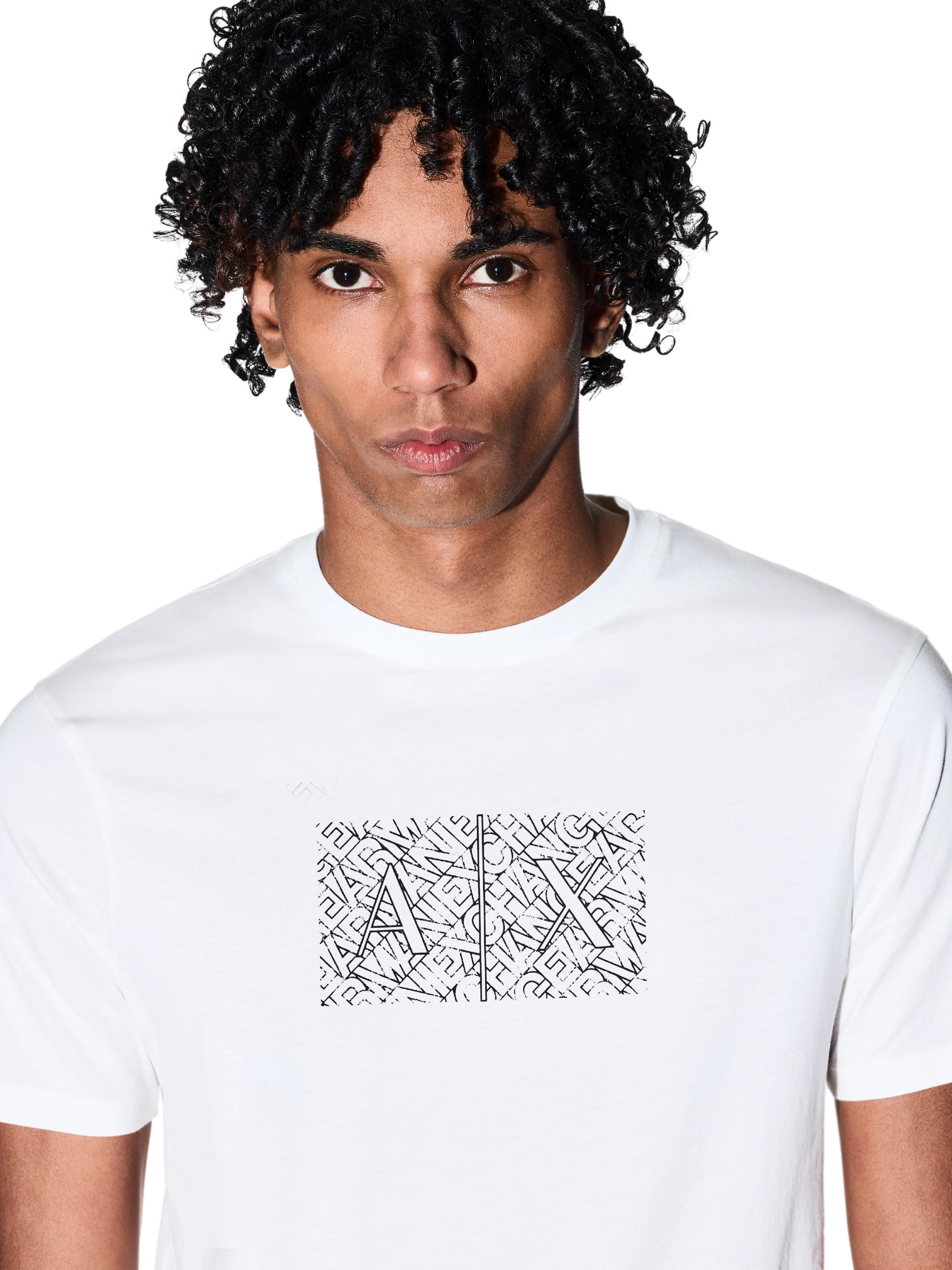 T-shirt Armani Exchange bianca con stampa e logo A | X - Image 3