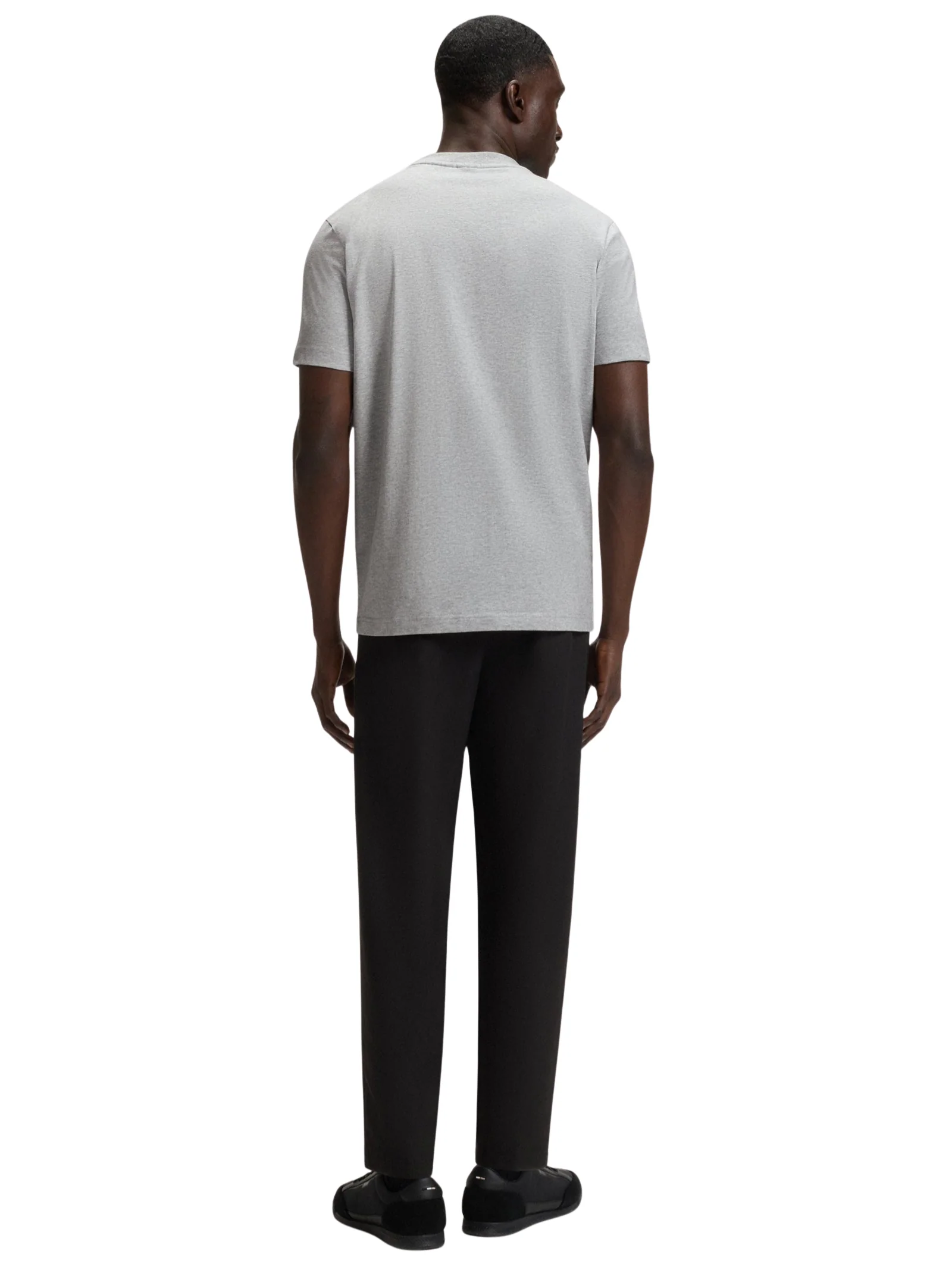 T-Shirt Boss nera con logo a contrasto sul petto - Image 4