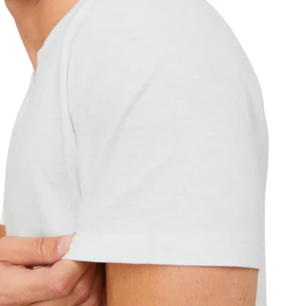 T-Shirt Jack & Jones bianco con bottoncini al collo - Image 4