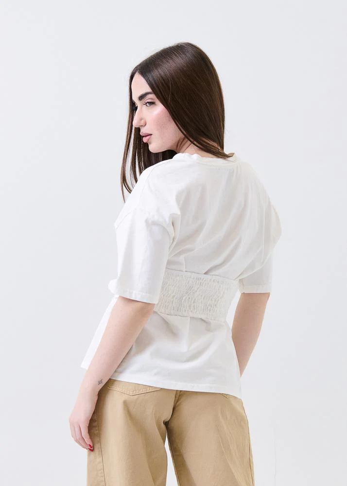 T-Shirt over Haveone bianca con corsetto tono su tono - Image 3