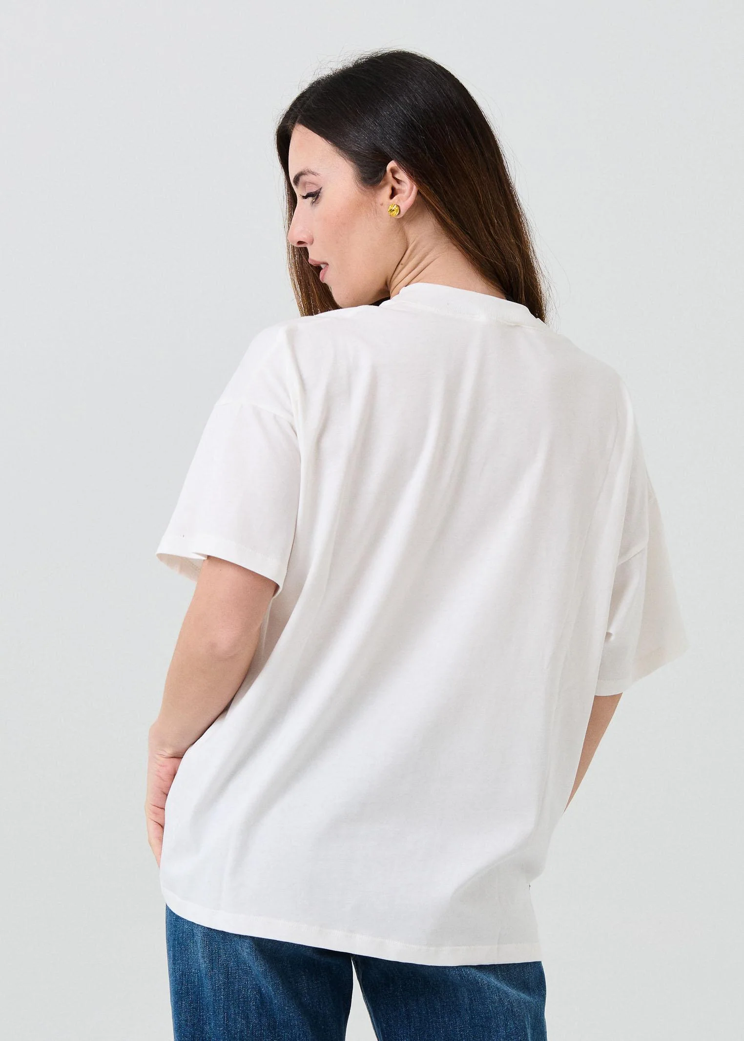 T-Shirt over Vicolo bianca con stampa cane e logo lettering - Image 3