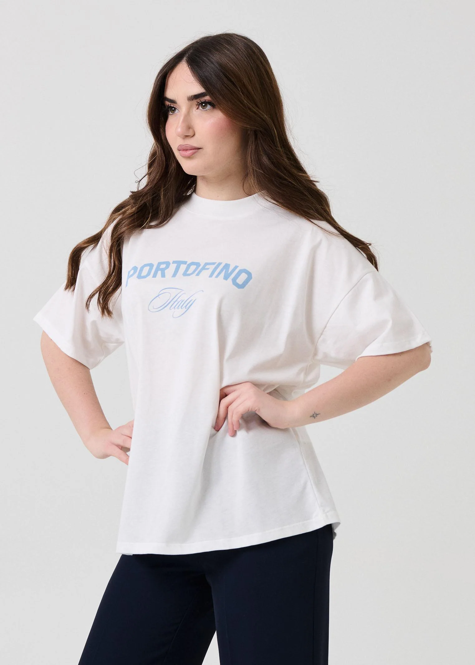 T-Shirt over Vicolo bianca "Portofino italy" - Image 2