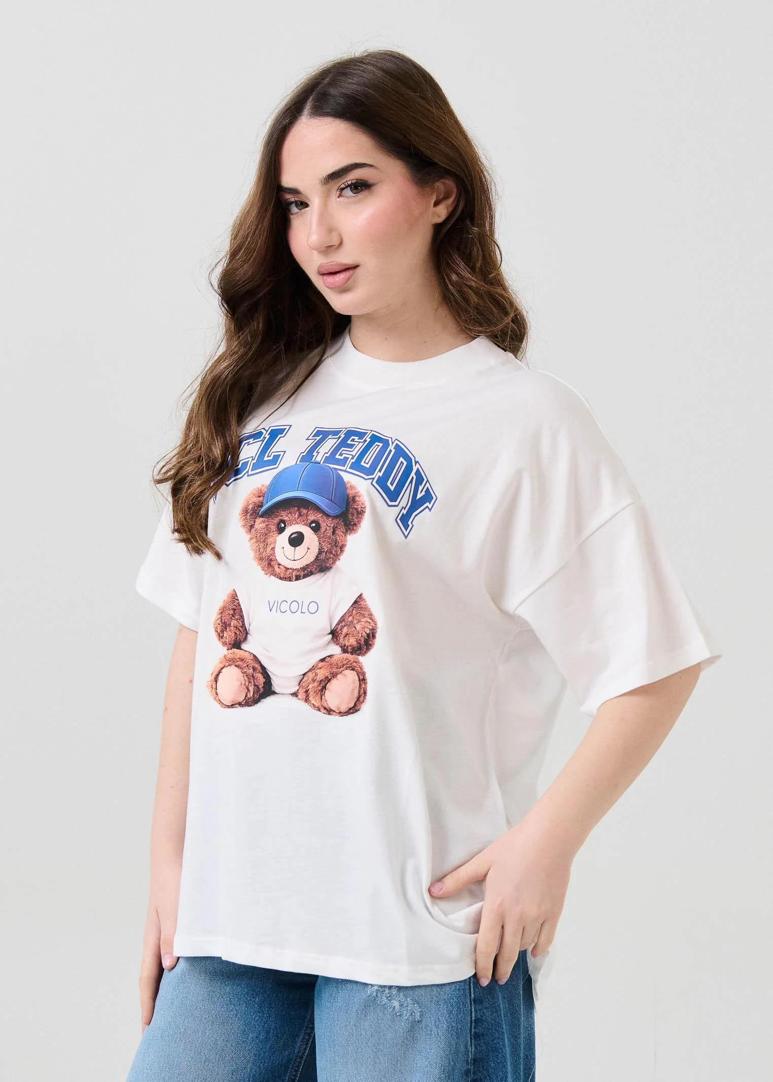 T-Shirt over Vicolo bianca stampa teddy "VCL TEDDY" - Image 2