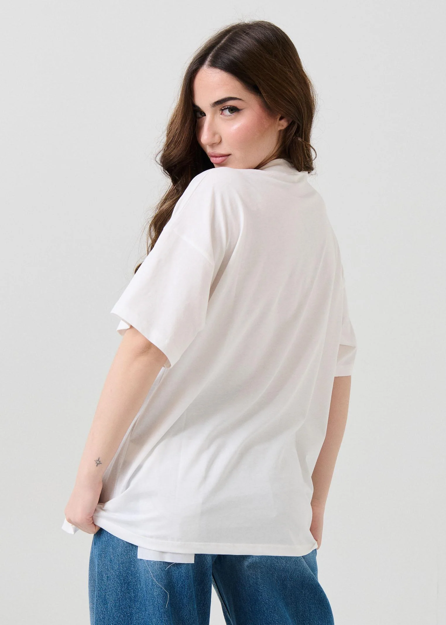 T-Shirt over Vicolo bianca stampa teddy "VCL TEDDY" - Image 3