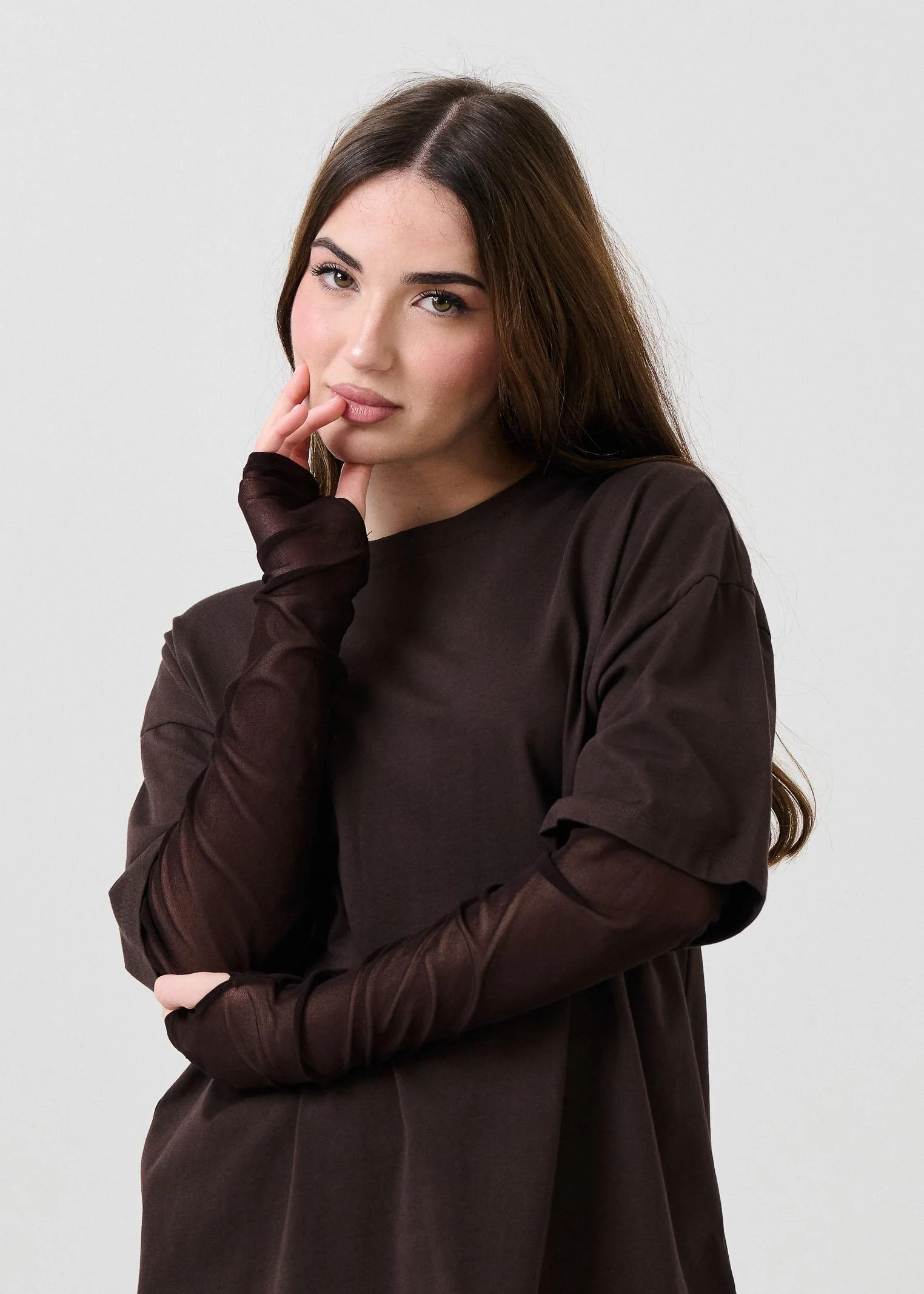 T-Shirt over Vicolo moro con maniche trasparenti - Image 3