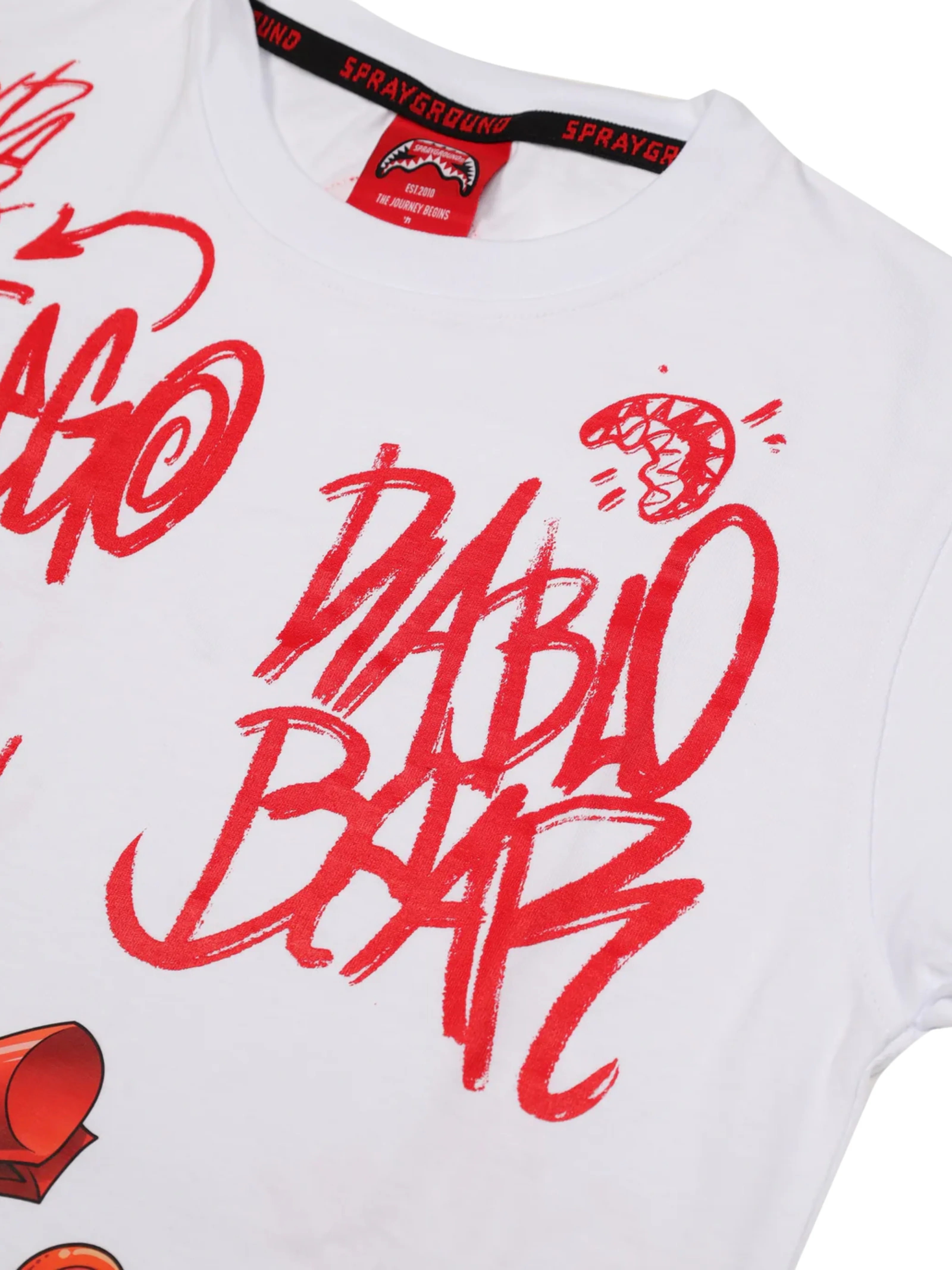 T-Shirt Sprayground bianca con stampa rossa - Image 3