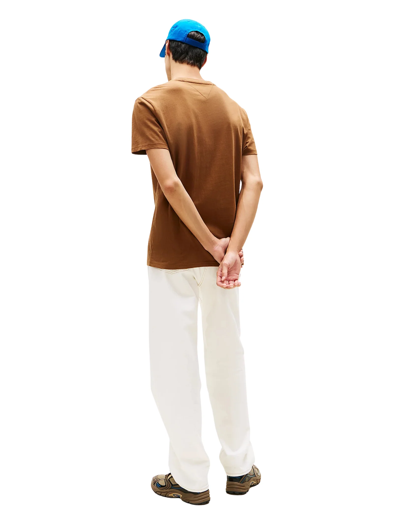 T-shirt Tommy Hilfiger marrone con logo lineare ricamato - Image 5