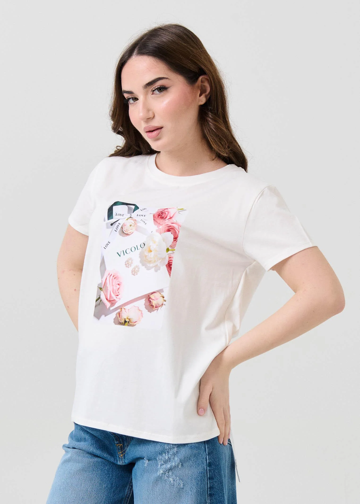 T-Shirt Vicolo bianca con stampa fiori e scatola "Vicolo" - Image 2