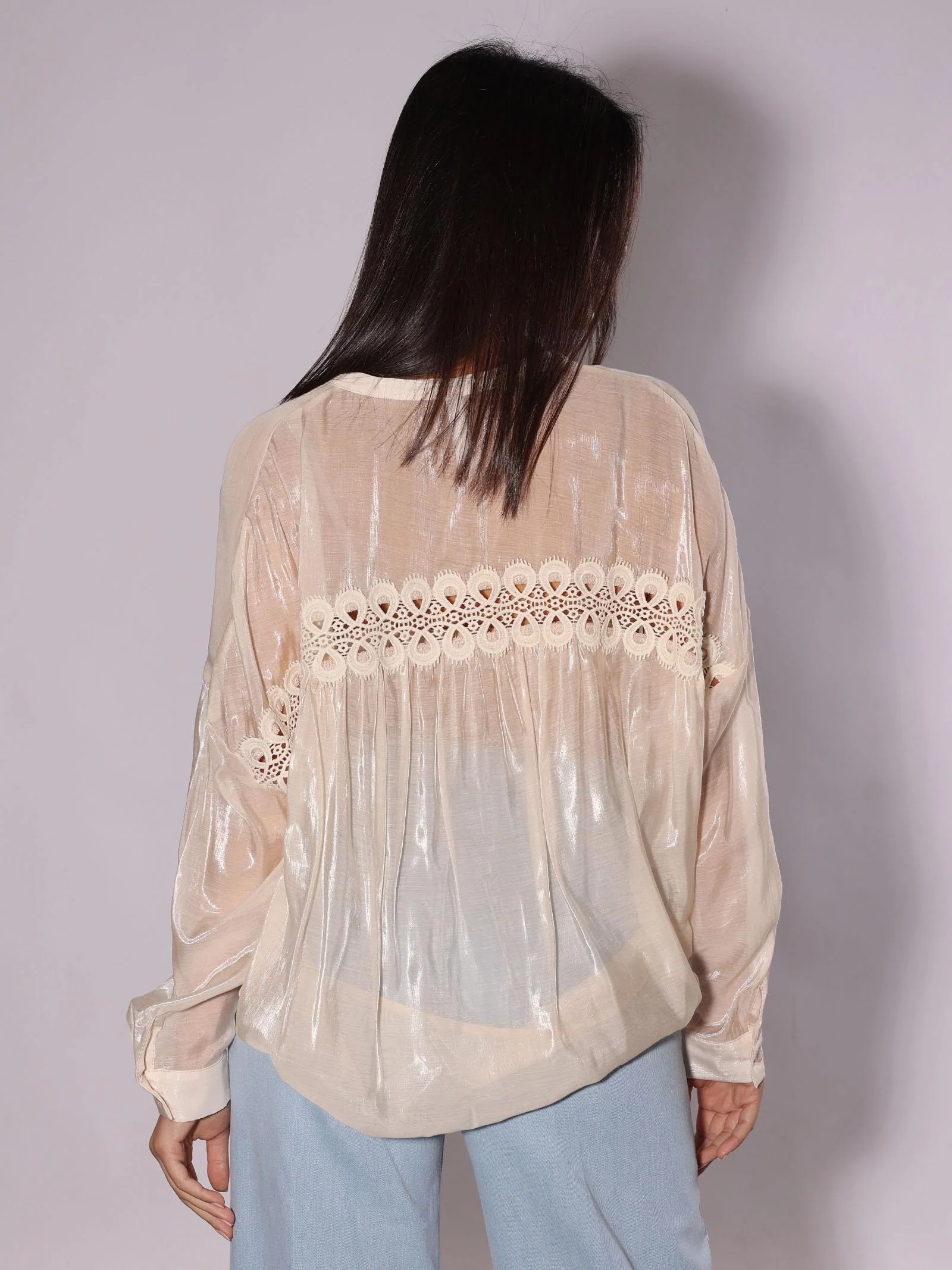 Camicia rosa con ricamo e nodo - Image 3