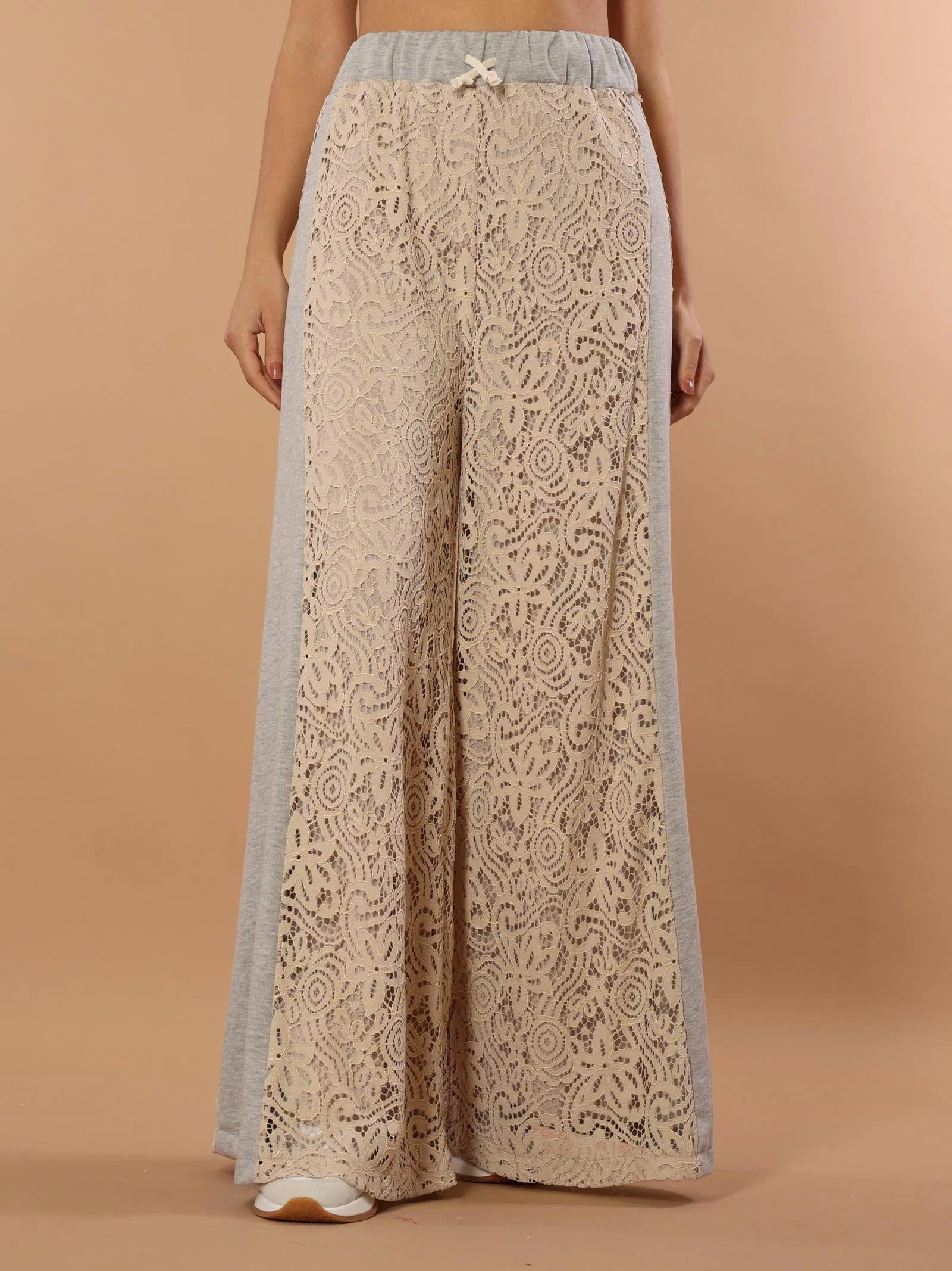 Pantalone grigio con pizzo - Image 2
