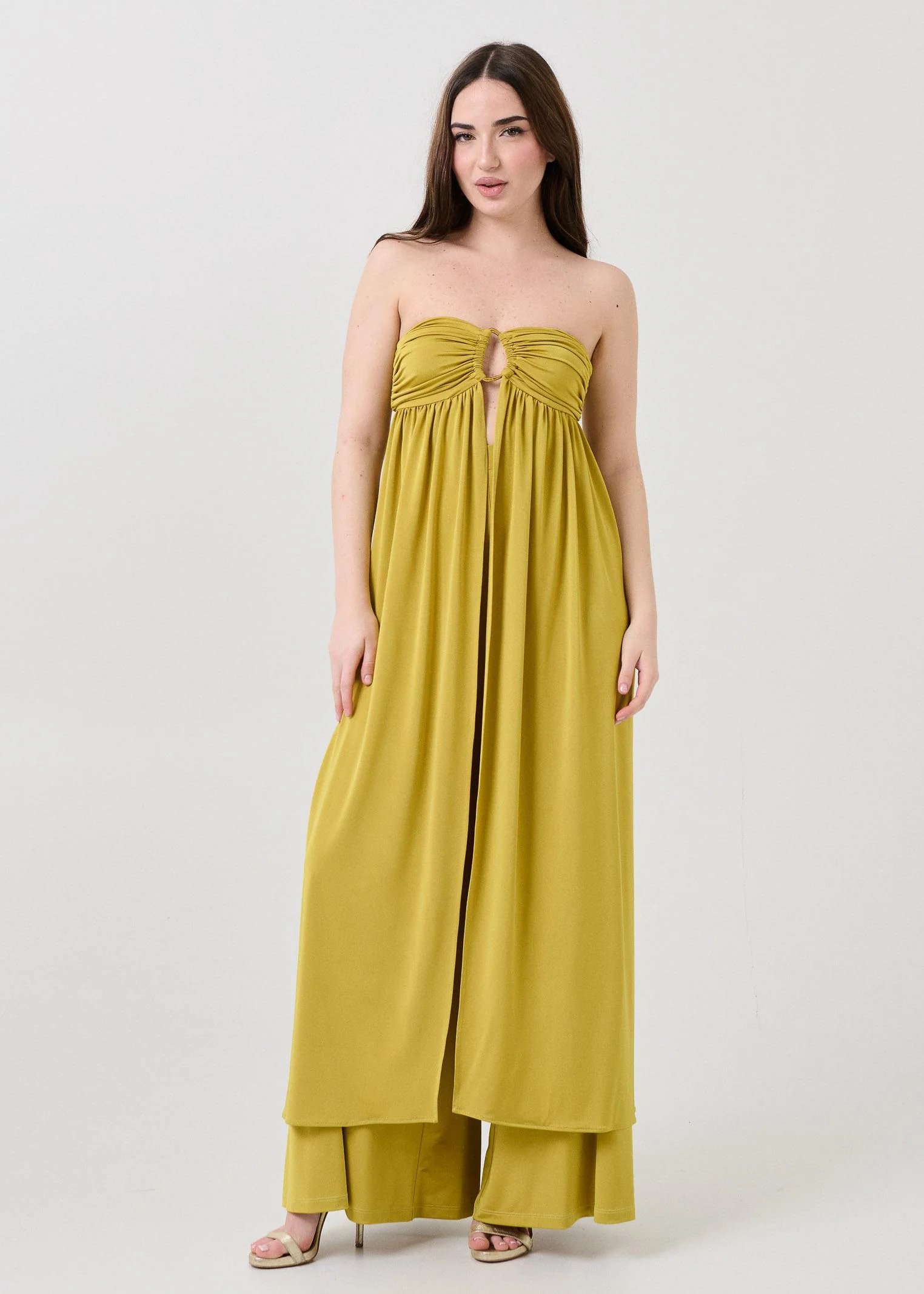 Top Bohemian Vì verde acido con retro lungo