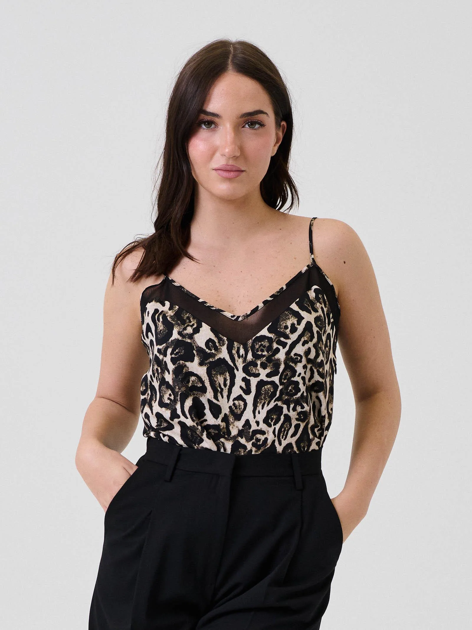 Top con spalline sottili Imperial beige e nero con stampa animalier