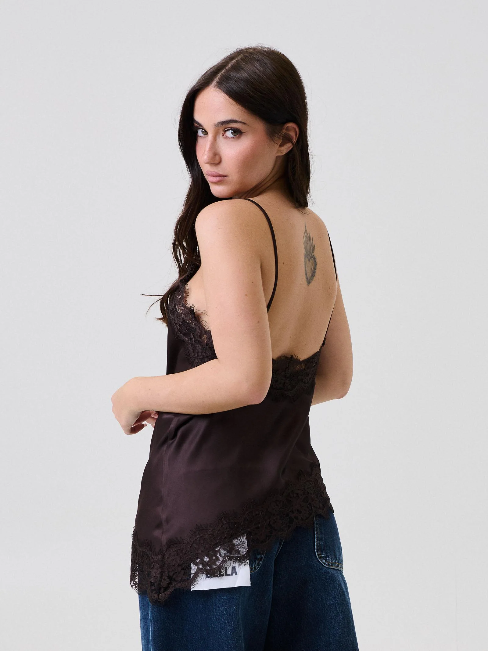 Top in raso Vicolo moro con pizzo - Image 4
