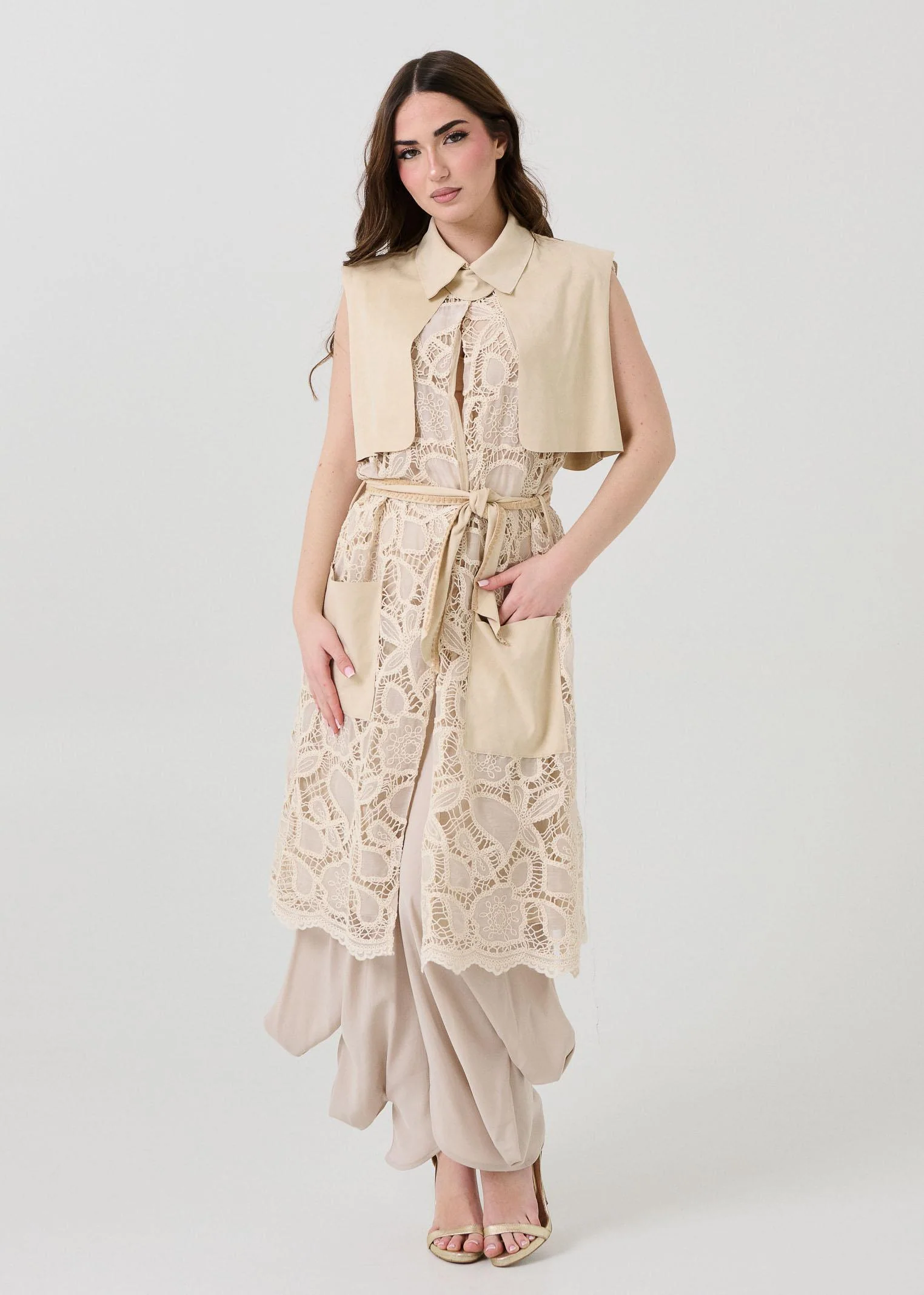 Gilet lungo Bohemian Vì beige in pizzo